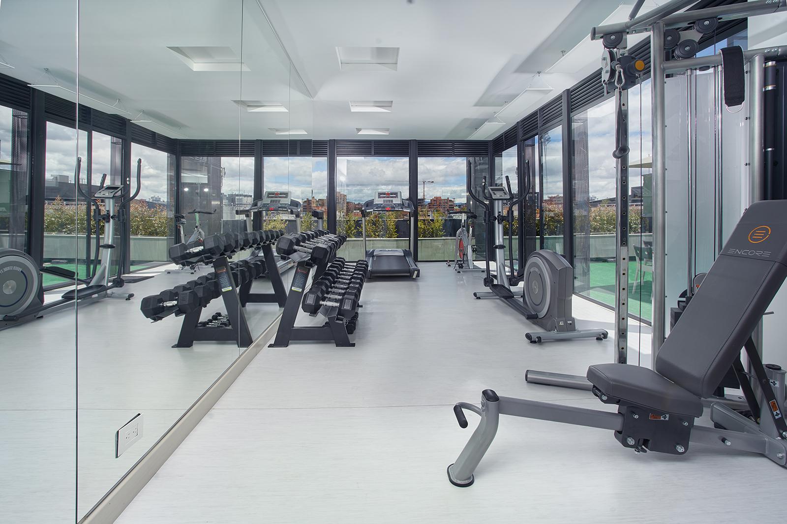 Hotel 100 Luxury Suites By Preferred Bogota Exterior photo The gym at the London Business School