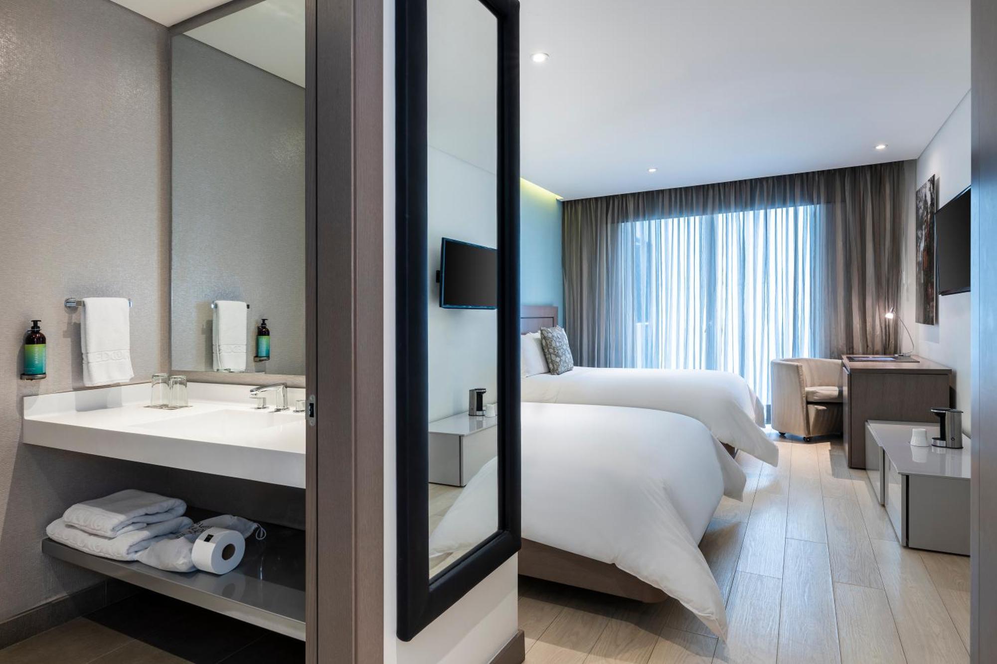 Hotel 100 Luxury Suites By Preferred Bogota Exterior photo Deluxe Room